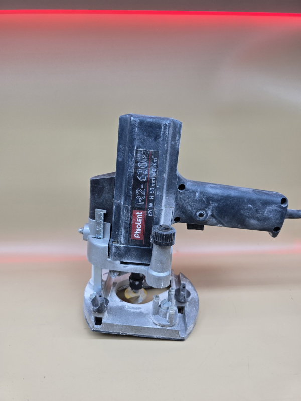 Фрезер Phiolent R2-620w