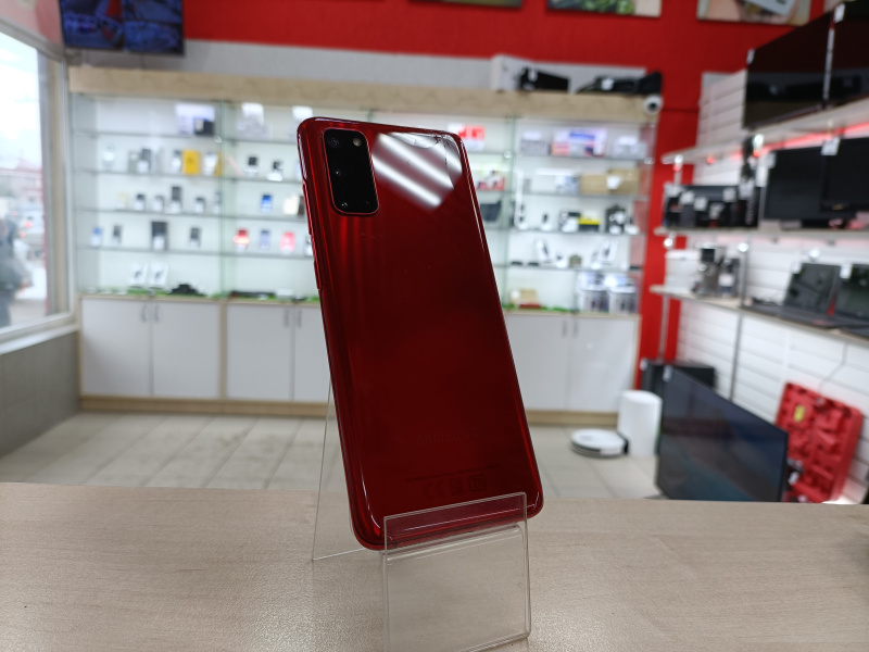 Мобильный телефон Samsung Galaxy S20