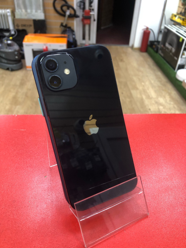 Мобильный телефон Apple iPhone 12