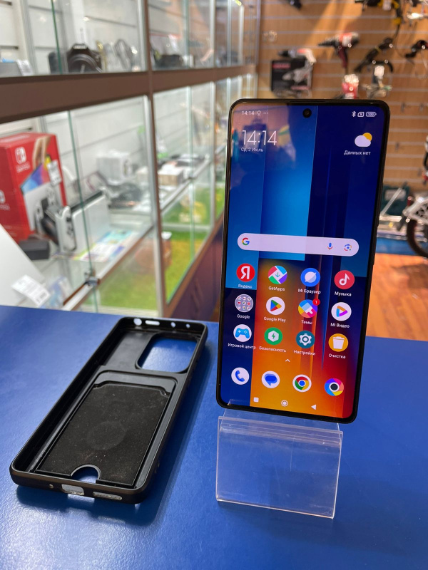 Мобильный телефон Xiaomi Poco M6 Pro