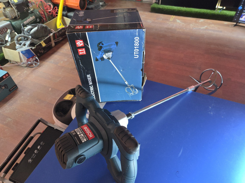 Строительный миксер Bosch 2600W