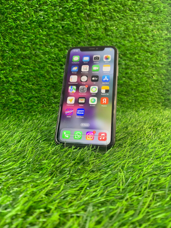 Мобильный телефон Apple iPhone 11