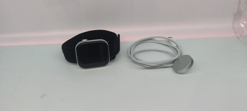 Часы смарт Apple Watch 10