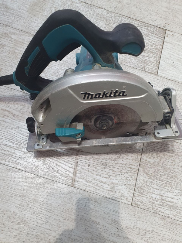 Циркулярная пила Makita hs6601