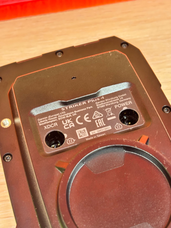 ЭХОЛОТ Garmin STRIKER PLUS 4