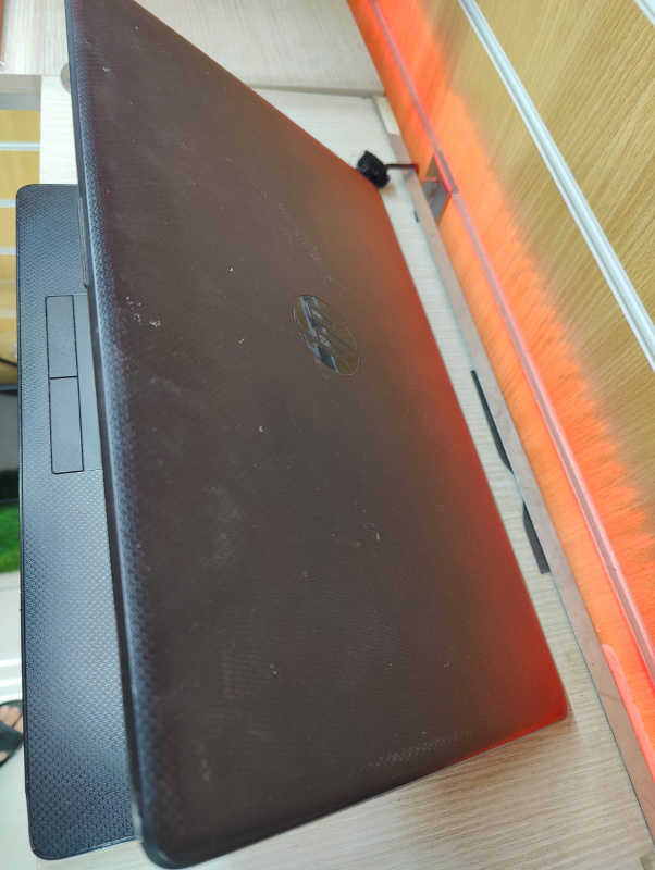 Ноутбук HP Laptop 15-db0xxx