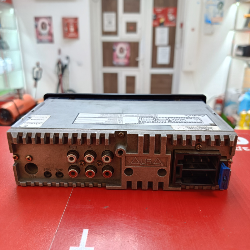 Автомагнитола AURA AMH-66DSP