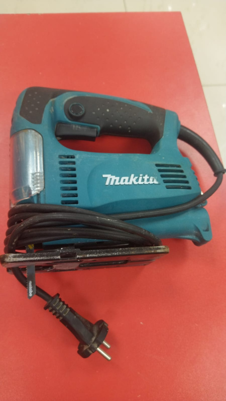 Электролобзик Makita 4326