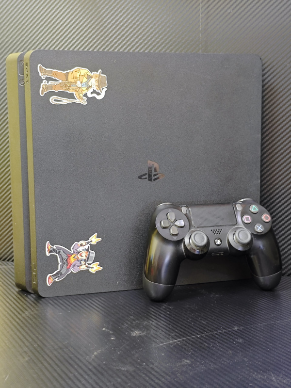 Игровая приставка Sony PS4 Slim