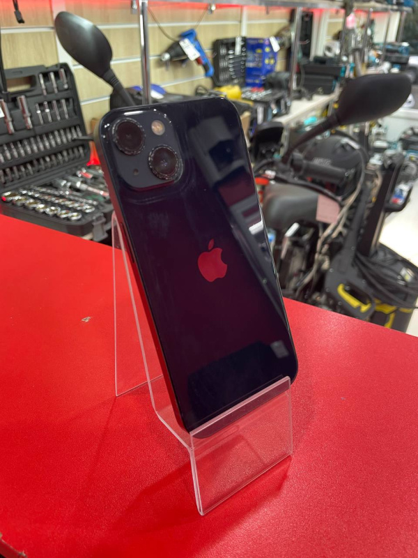 Мобильный телефон Apple iPhone 13